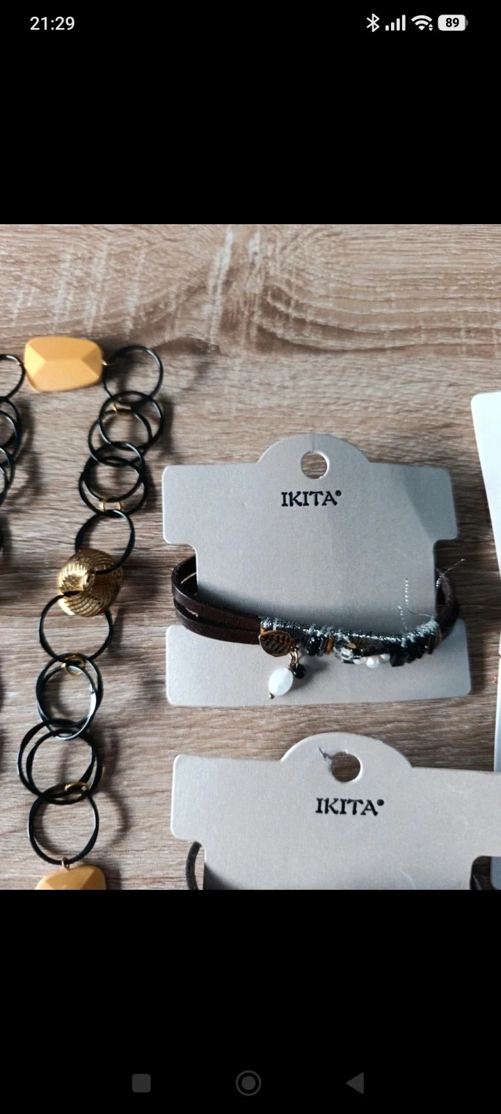 Lot sieraden IKITA – Halsketting, armbanden, oorbellen – Zwart & goudkleurig – photo 5